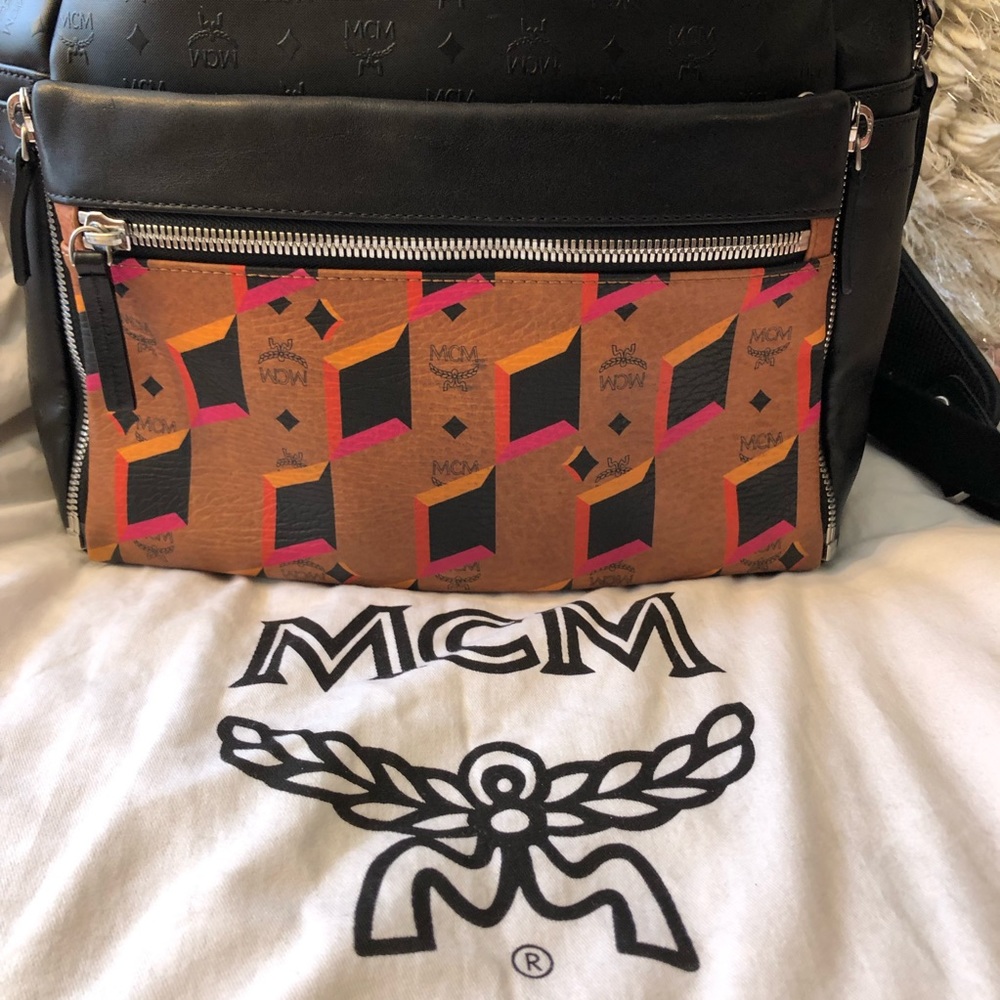 Authentic MCM Dual Star PVC Large Backpack - Picture 3 of 8